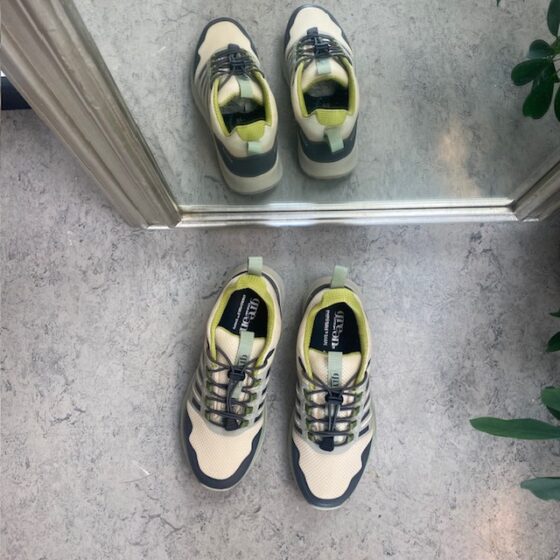 Beige/grå vanntett sko fra Green Comfort