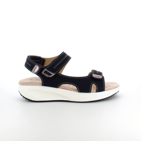 Svart sandal med hvit såle