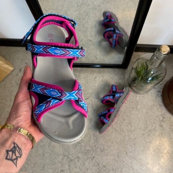 Blå/Rosa CMP lettvekts sandal med fantastisk komfort