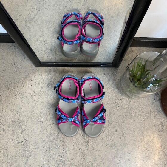 Blå/Rosa CMP lettvekts sandal med fantastisk komfort