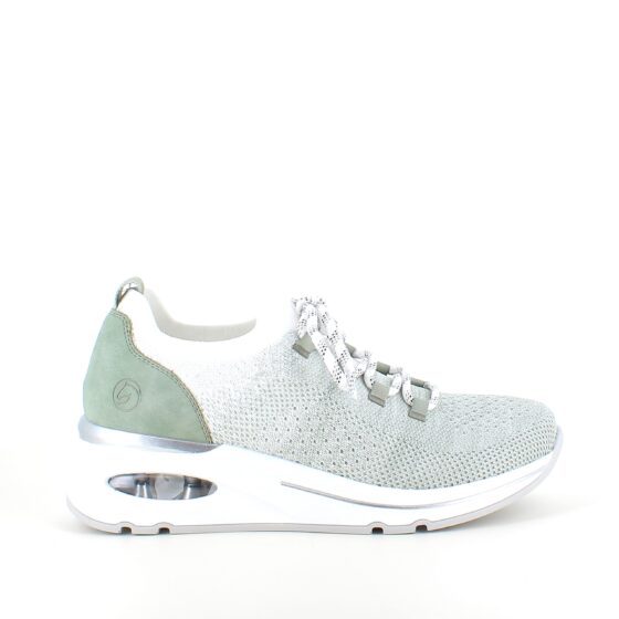 Remonte slip-on sneakers med god svangstøtte.