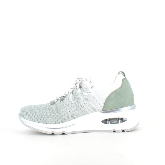 Remonte slip-on sneakers med god svangstøtte.