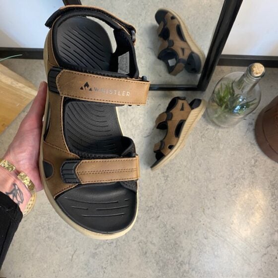 Brun herresandalsko fra Whistler med god svangstøtte