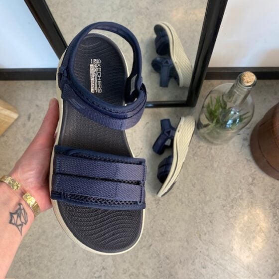Skechers Max Cushioning Elite 2.0 Sandal med god buestøtte
