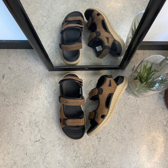 Brun herresandalsko fra Whistler med god svangstøtte
