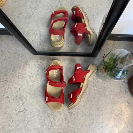Rød Green Comfort sandal for deg som går og står mange timer