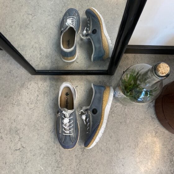 Blå Rieker slip-on joggesko med sølv effekter