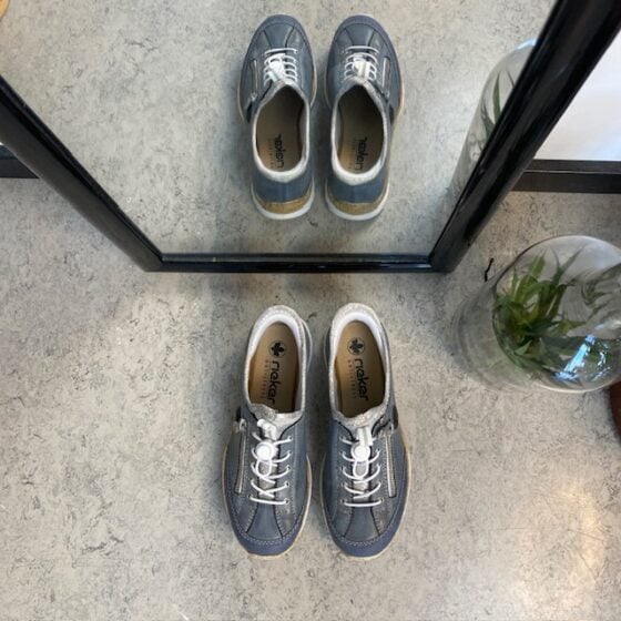 Blå Rieker slip-on joggesko med sølv effekter