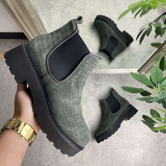 Støvlett fra Green Comfort med god bredde og støtter for fotbuen