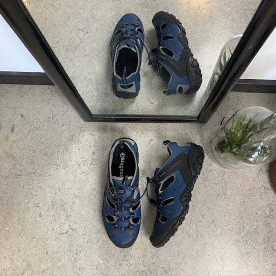 Utendørs sandal til menn