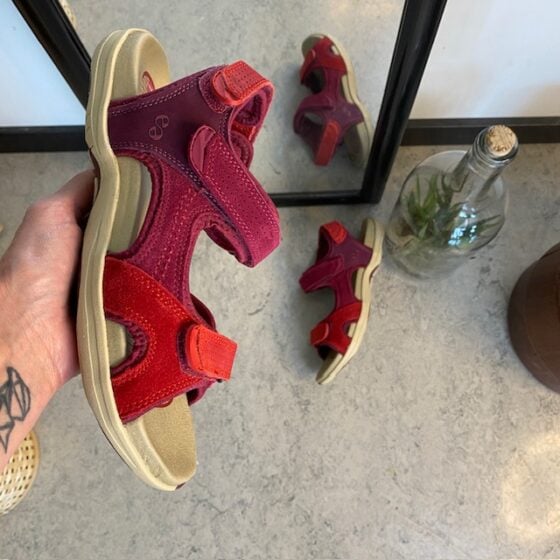 Rød Corsica sandal fra Green Comfort med god bue støtte