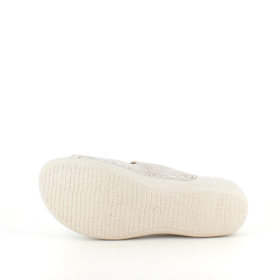Lys slip-on sandal– enkel, myk og luftig for hverdagens mange skritt