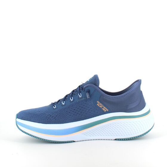 Blå slip-on sko fra Skechers med elastisk snøre