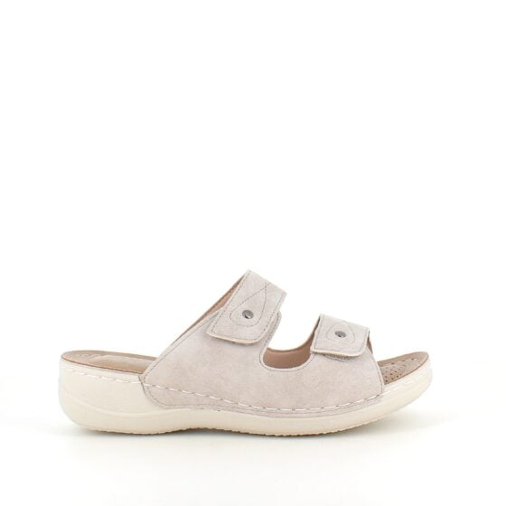 Lys slip-on sandal– enkel, myk og luftig for hverdagens mange skritt