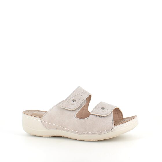 Lys slip-on sandal– enkel, myk og luftig for hverdagens mange skritt