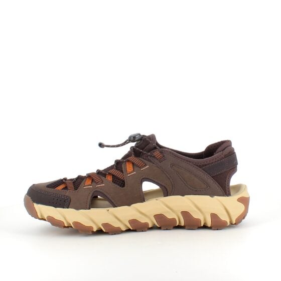 Merrell herresandal, lukket modell, god bredde.