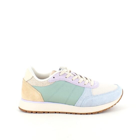Woden sneakers med støttende buer og komfort