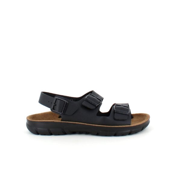 Svart Birkenstock Kano sandal med sklisikre såler.
