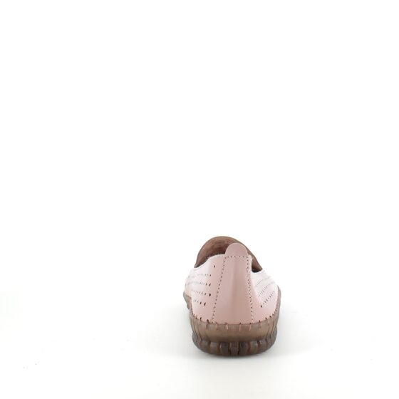 Beige ballerinasko med fint, perforert mønster