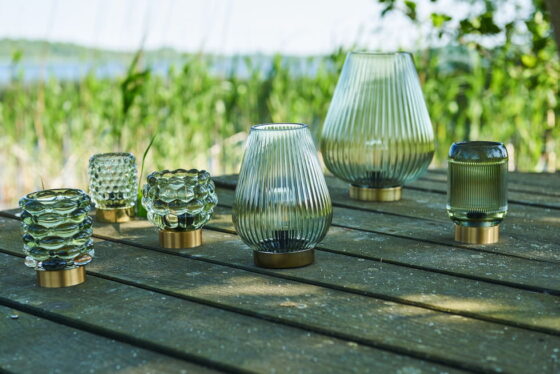 LED-lampe med bobler – Stilig belysning i grønt glass