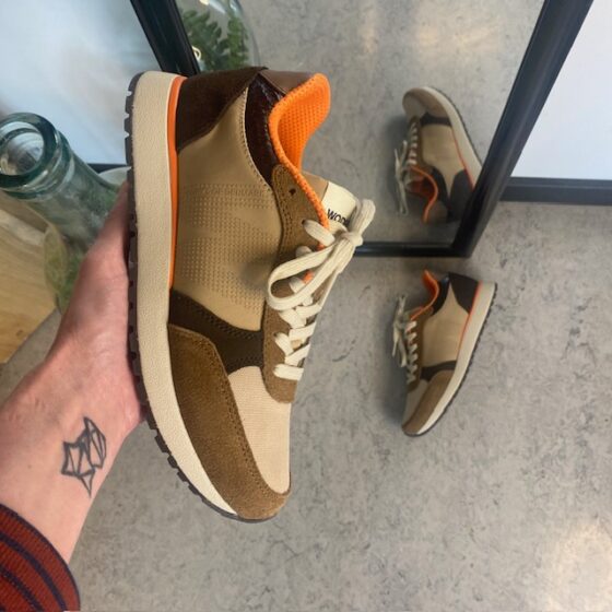 Smart Woden sneakers med buestøtte og komfort