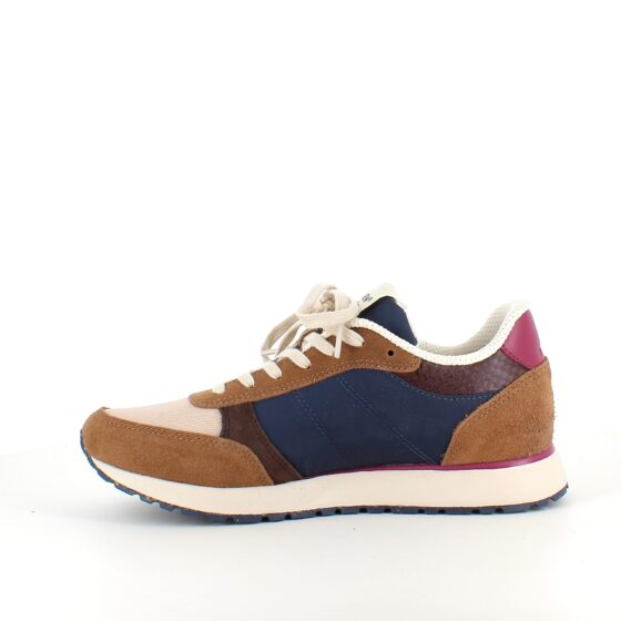 Flotte Woden sneakers med fotbuestøtte og komfort