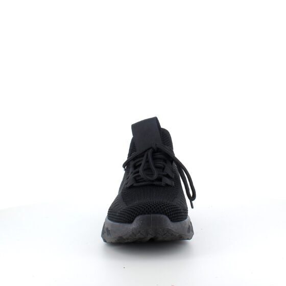 Svart slip-on sko med strikket overdel