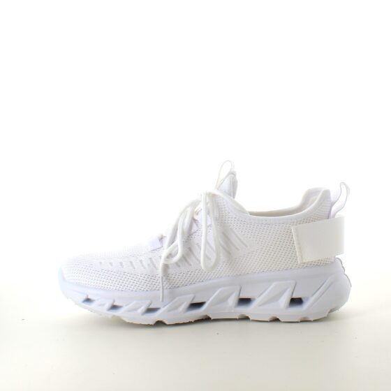 Hvite slip-on sko med strikket overdel