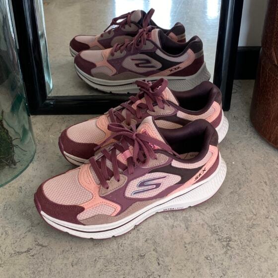 Ultra let sko fra Skechers med masse af støddemping