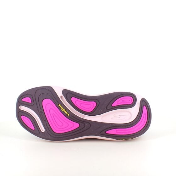 Lilla Skechers slip-in med MaxChusion såle