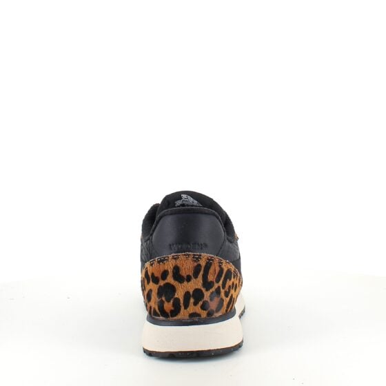 Smarte Woden-sneakers i sort miks med leopardmønster.