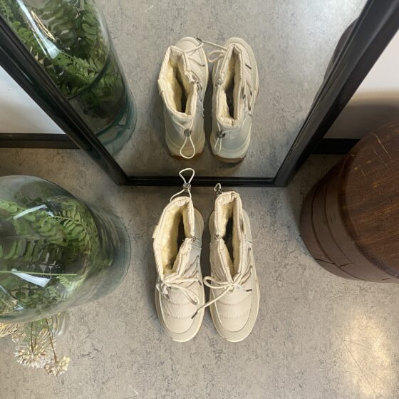 Beige vinterstøvel med deilig mykt fôr